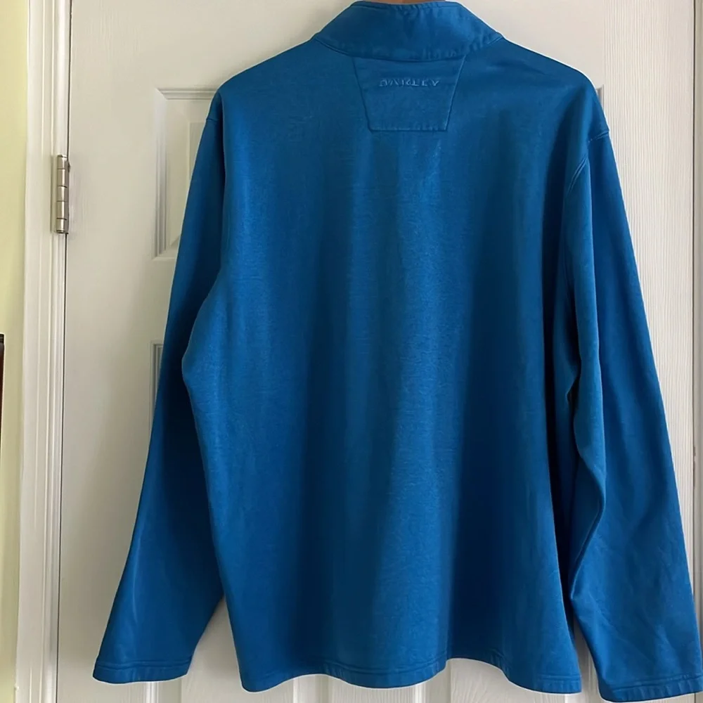 Oakley blue XXL quarter zip - Picture 2 of 3